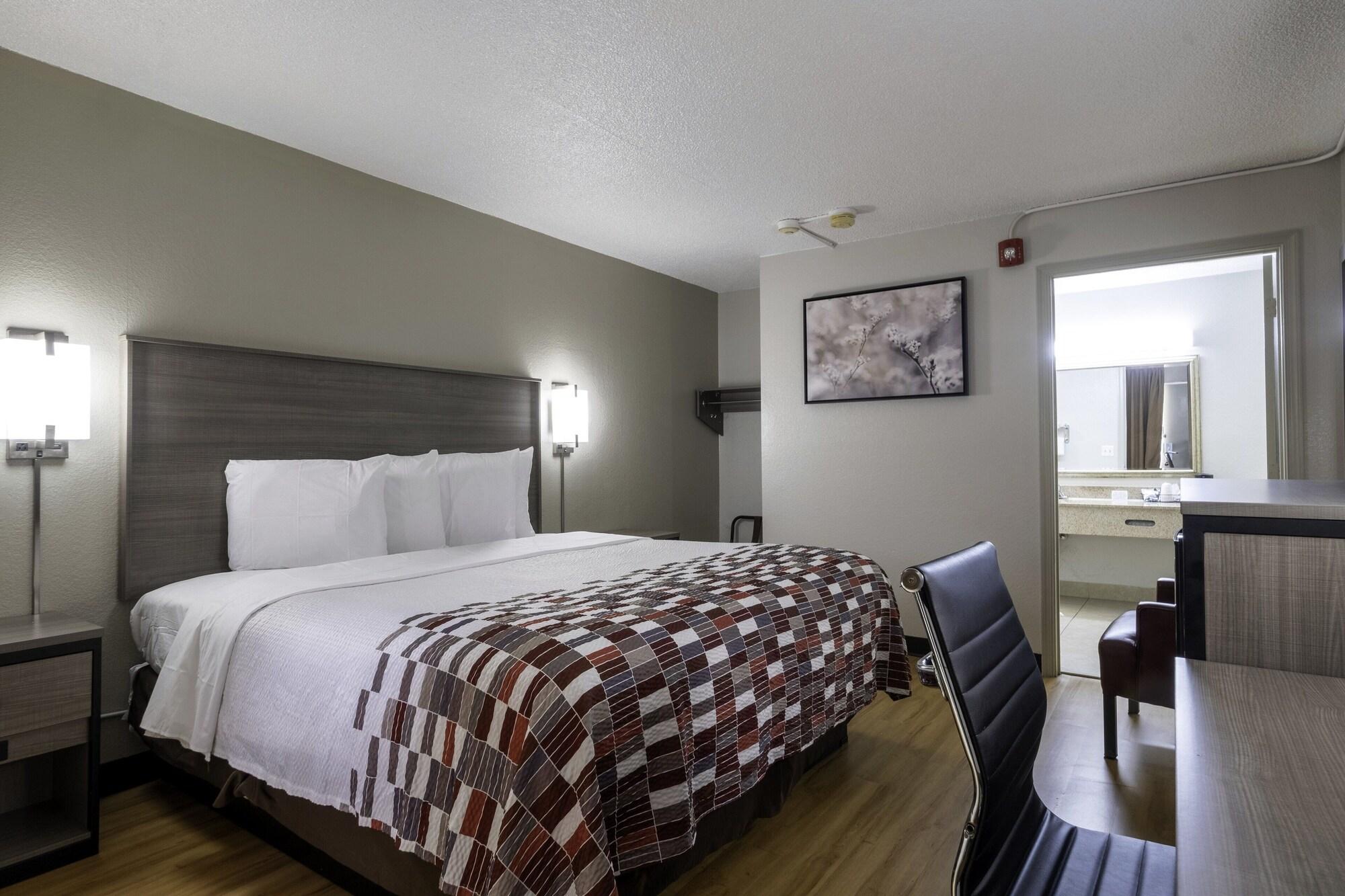Red Roof Inn Шарлотсвилл Экстерьер фото